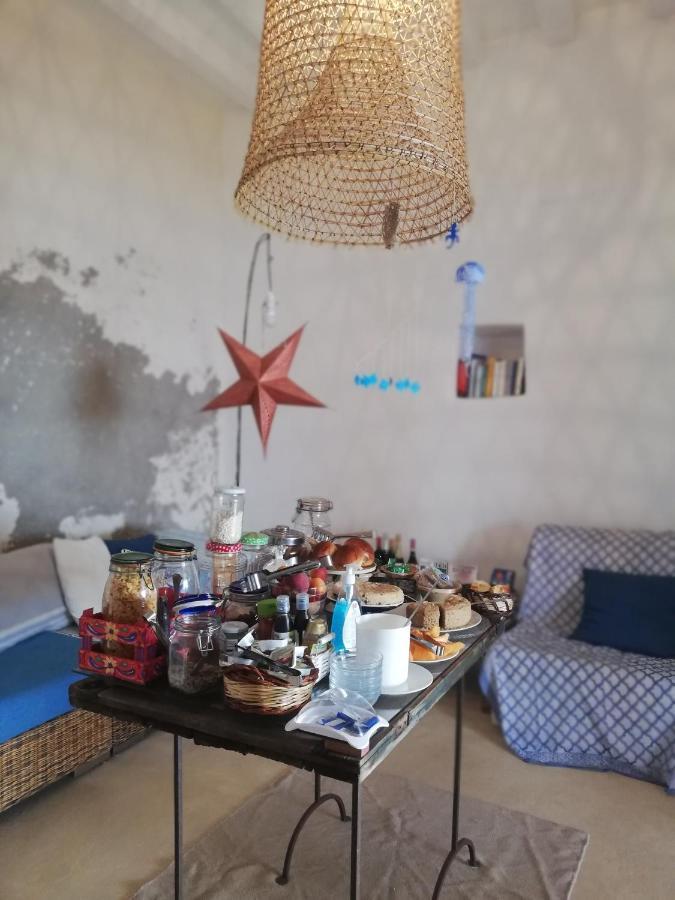 Alicudi Giardino Dei Carrubi- Al Gradino 365 Bed and Breakfast Εξωτερικό φωτογραφία
