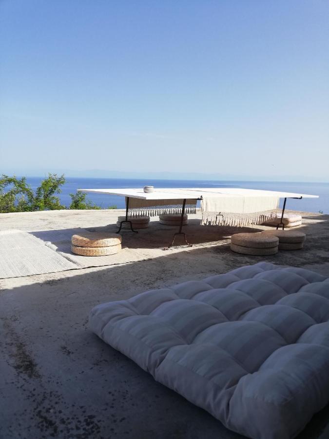 Alicudi Giardino Dei Carrubi- Al Gradino 365 Bed and Breakfast Εξωτερικό φωτογραφία