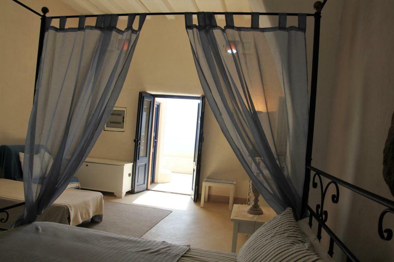 Alicudi Giardino Dei Carrubi- Al Gradino 365 Bed and Breakfast Εξωτερικό φωτογραφία