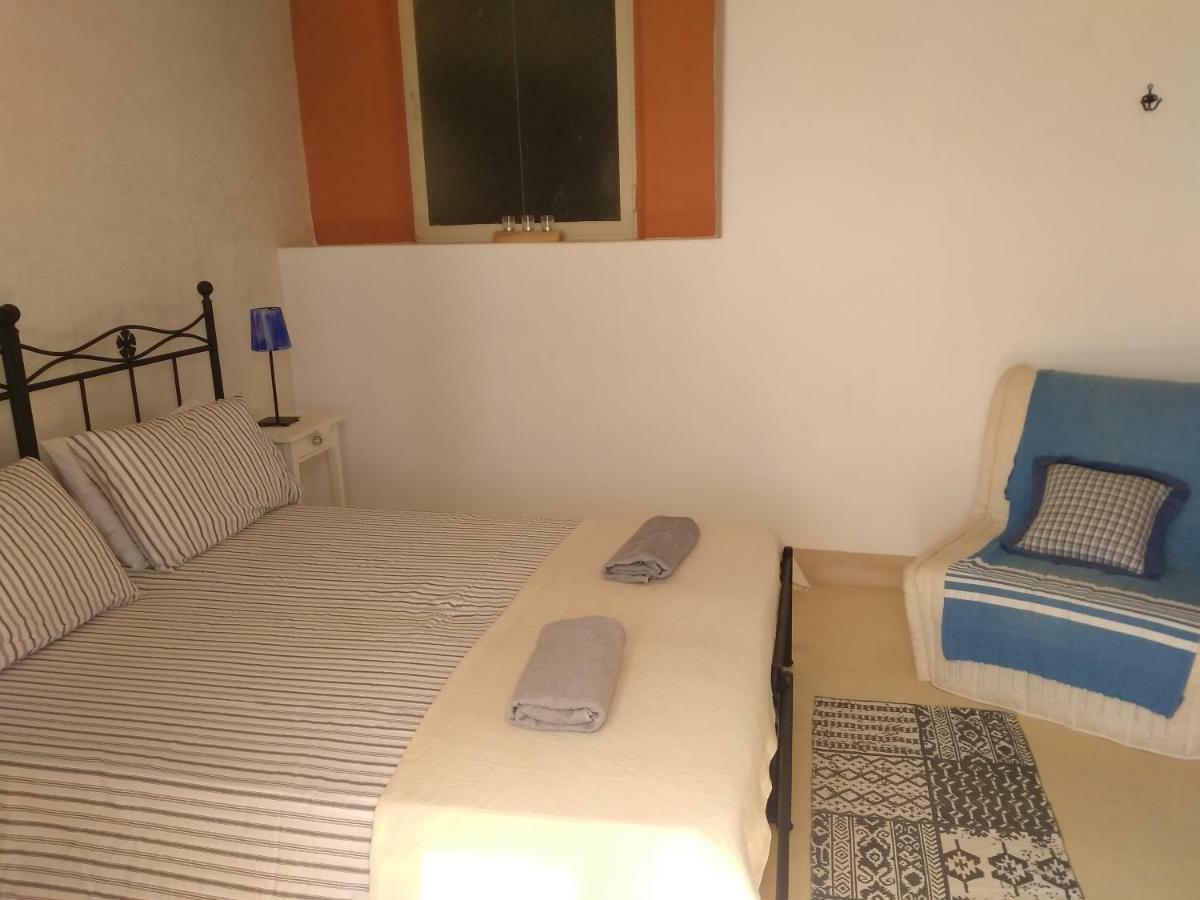Alicudi Giardino Dei Carrubi- Al Gradino 365 Bed and Breakfast Εξωτερικό φωτογραφία