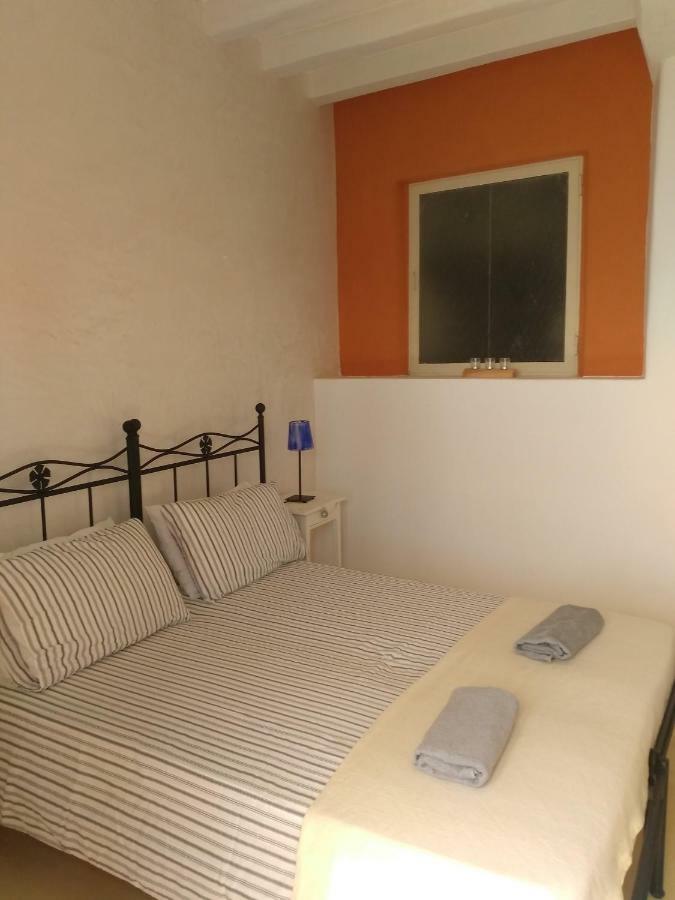 Alicudi Giardino Dei Carrubi- Al Gradino 365 Bed and Breakfast Εξωτερικό φωτογραφία